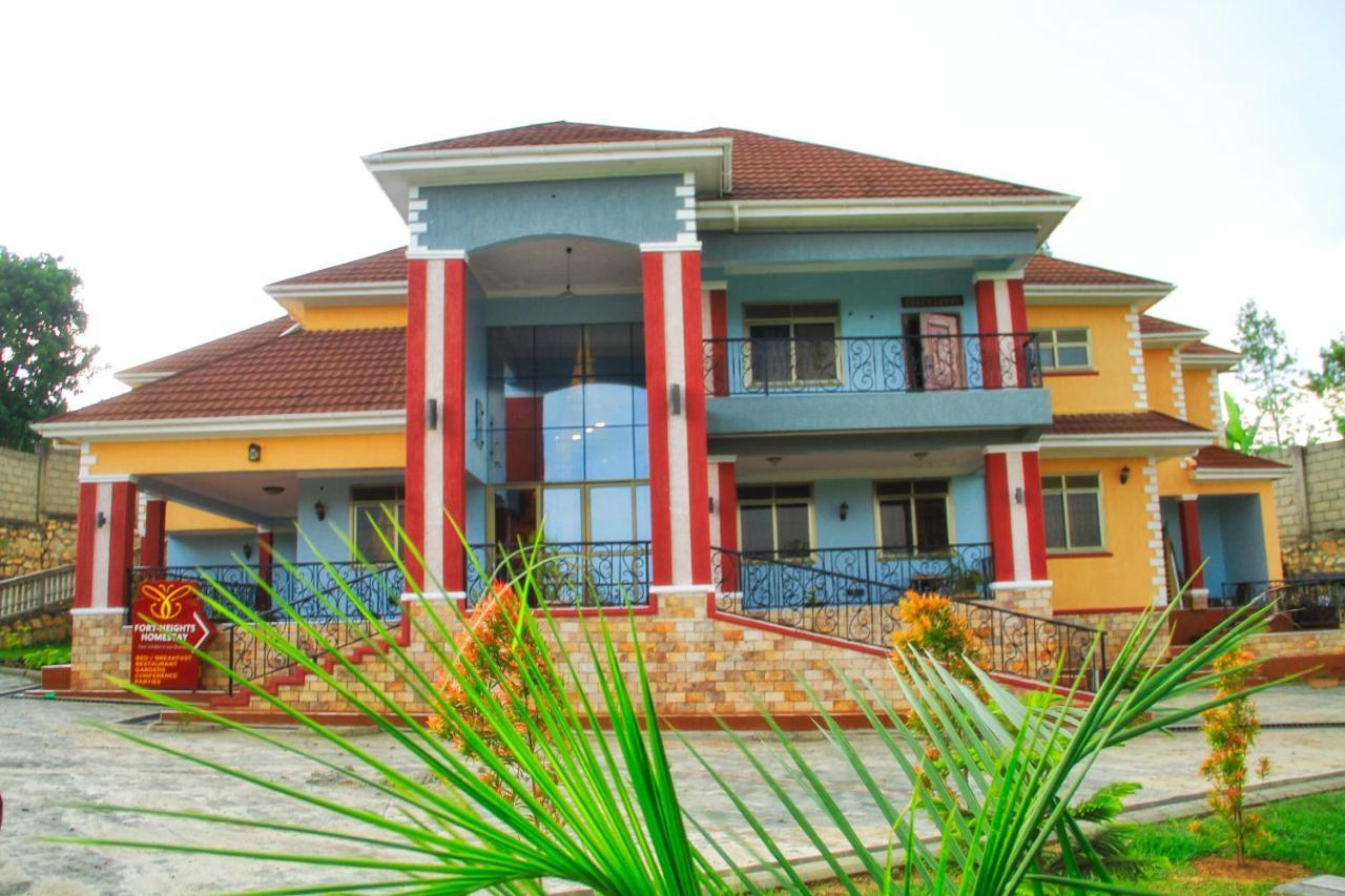 Fort Heights Homestay Fort Portal Exterior foto