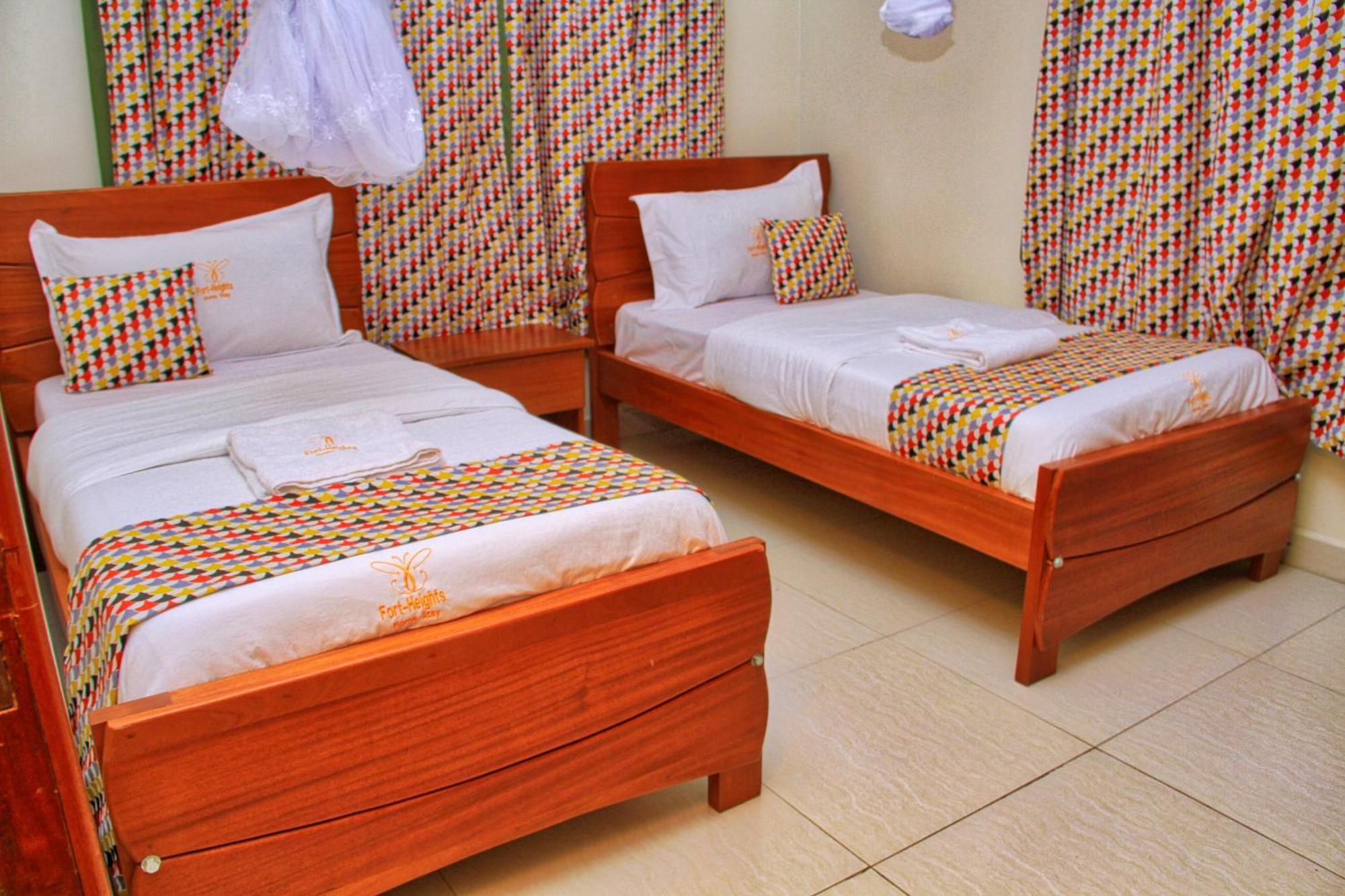 Fort Heights Homestay Fort Portal Cameră foto