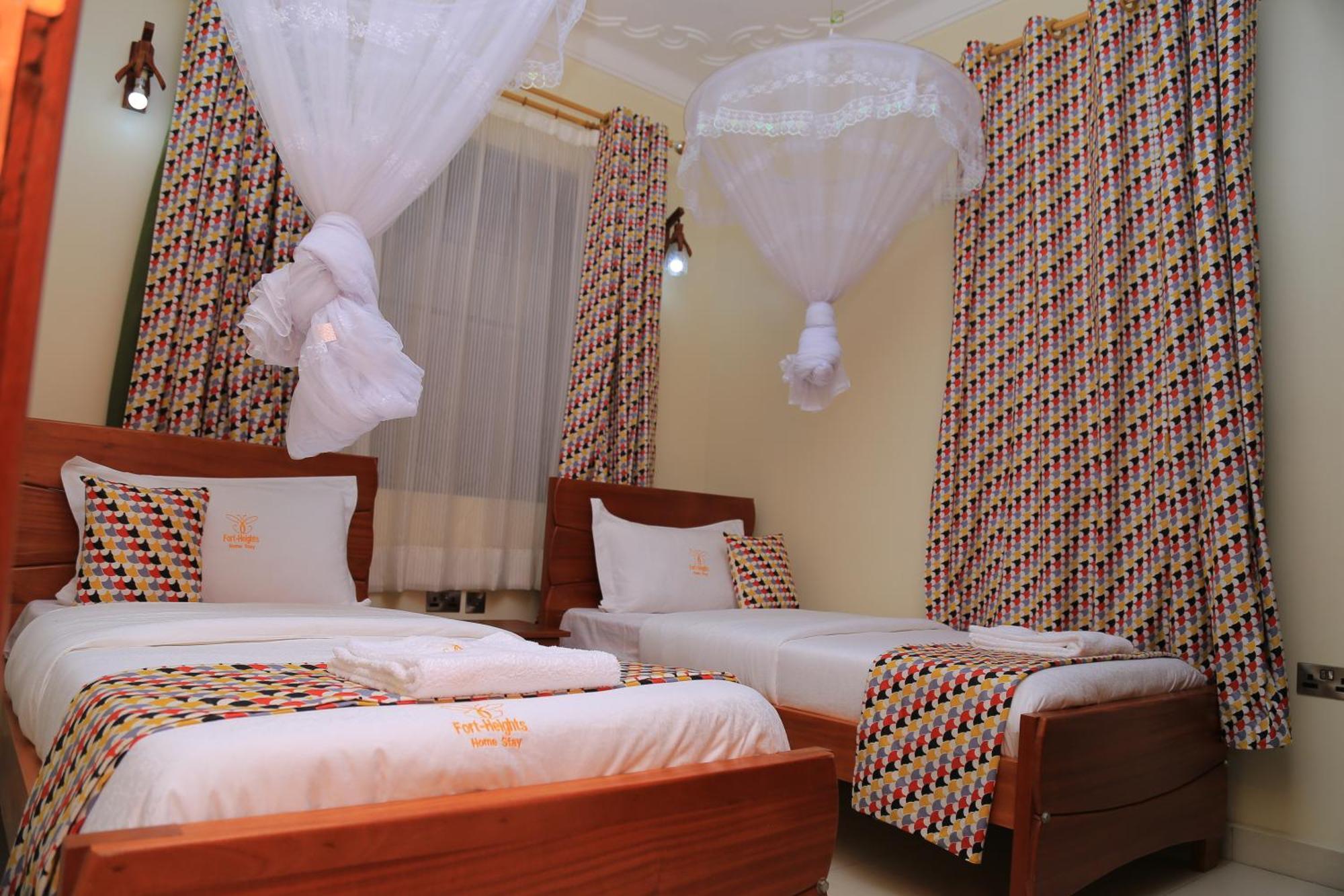 Fort Heights Homestay Fort Portal Cameră foto