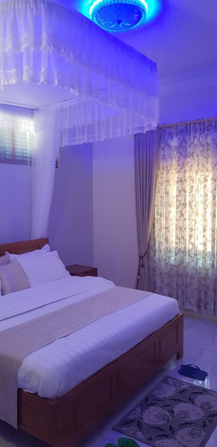 Fort Heights Homestay Fort Portal Exterior foto